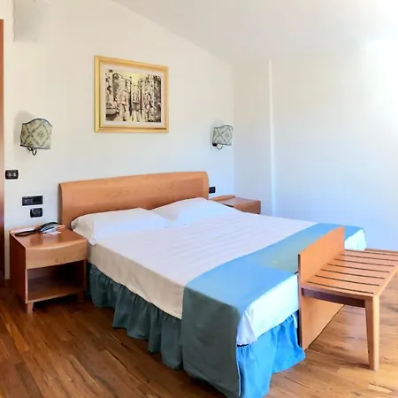 Hotel Melody 3*